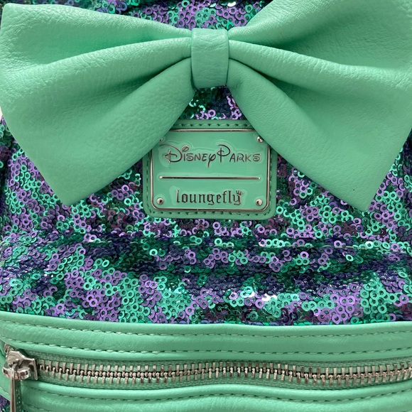 Minnie Mouse Sequin Loungefly.
Mini Backpack - Blue and Purple - Picture 4 of 4